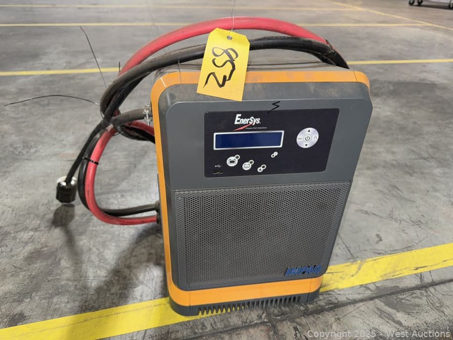 enersys-impaq-forklift-battery-charger-595810