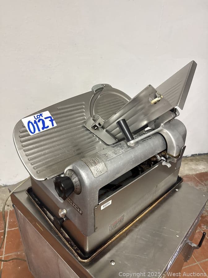 hobart-automatic-meat-slicer-598511