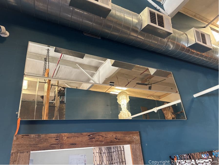 mirrored-display-cabinet-doors-594095