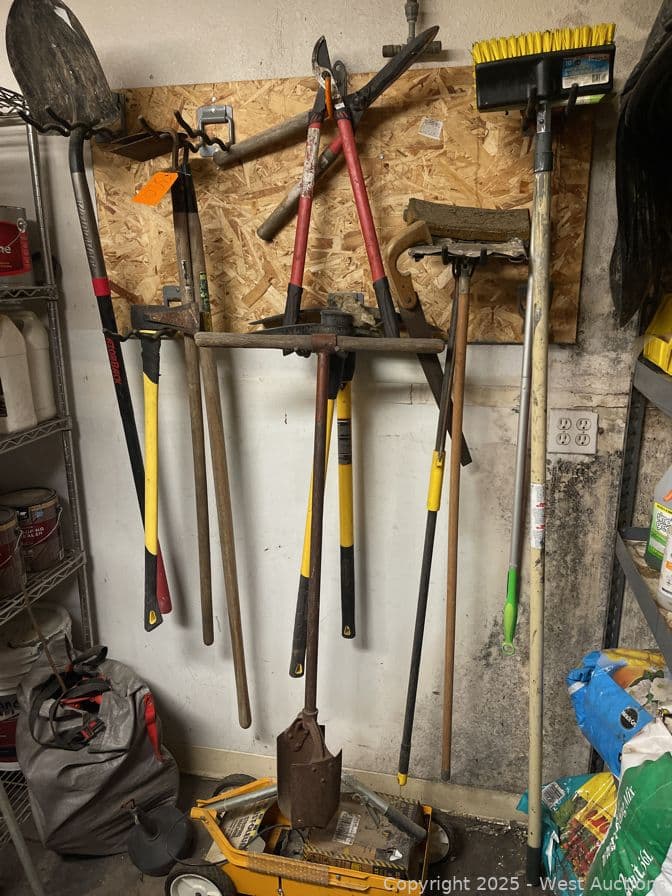 assorted-landscaping-tools-594384