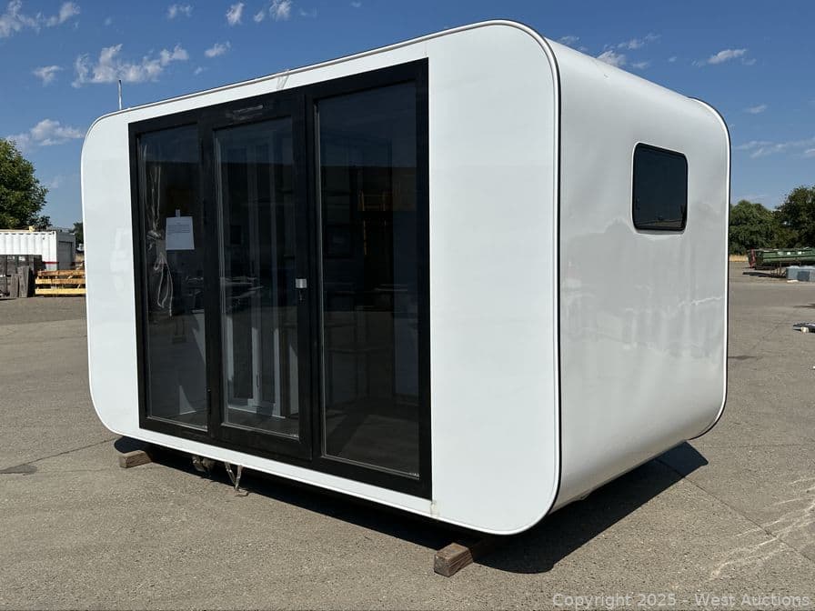 2025-13-39-prefab-tiny-cube-with-washroom-unused-597919