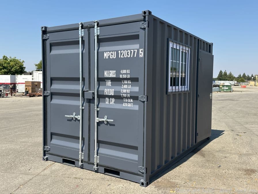 2025-aboss-12-39-container-with-door-and-window-599060
