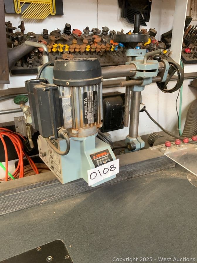 delta-feeder-1-16-hp-3-wheel-110v-single-phase-605178