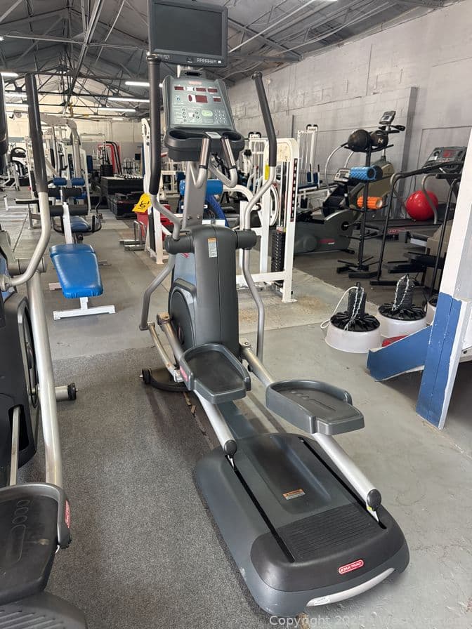 star-trac-select-fit-cross-trainer-597619