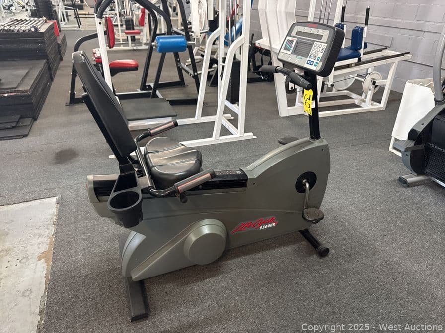 lifefitness-lifecycle-9500hr-stationary-bicycle-597613