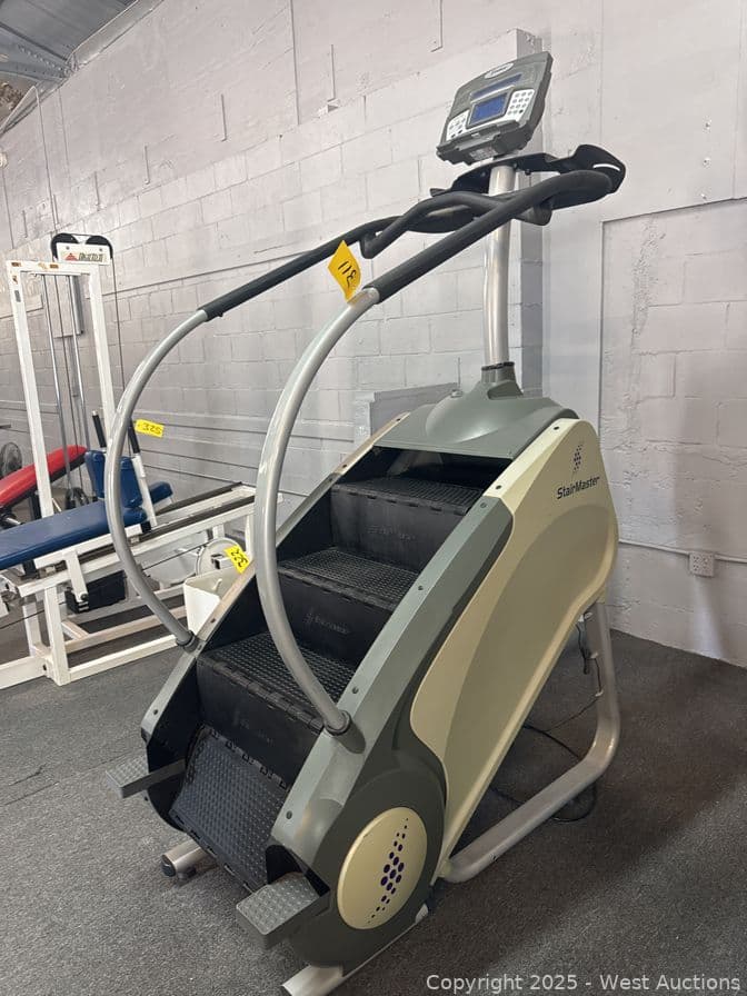stairmaster-core-fitness-climbing-machine-model-150005-d1-597609