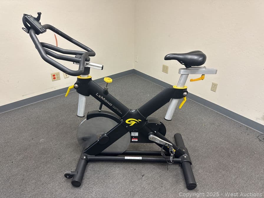 lemond-revmaster-l15300-pro-stationary-bicycle-612632
