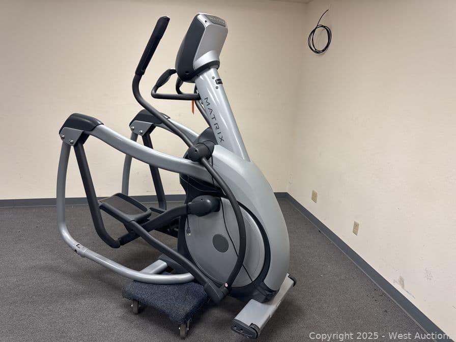 matrix-a-3xe-01-c-stair-climbing-machine-612620