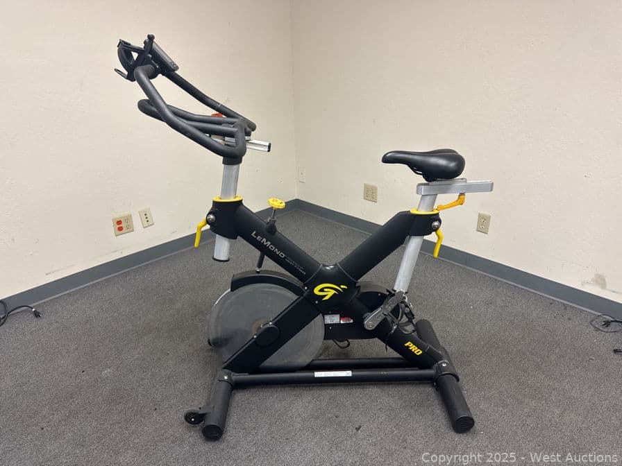 lemond-revmaster-l15300-pro-stationary-bicycle-612634
