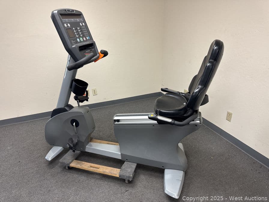 matrix-r-3x-7x-stationary-bicycle-612621