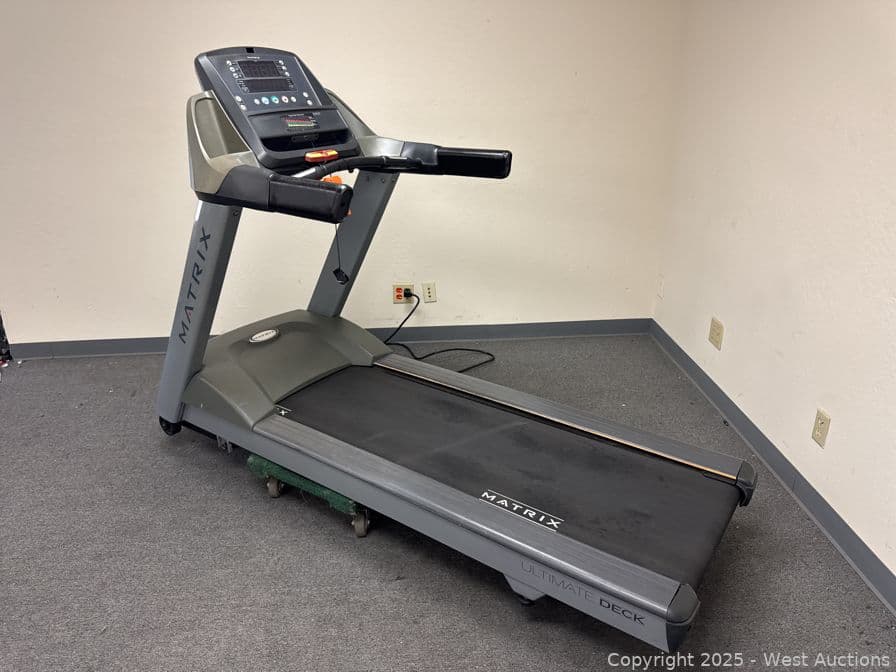 matrix-ultimate-deck-treadmill-612618