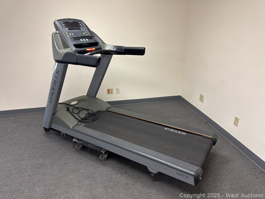 matrix-ultimate-deck-treadmill-612619