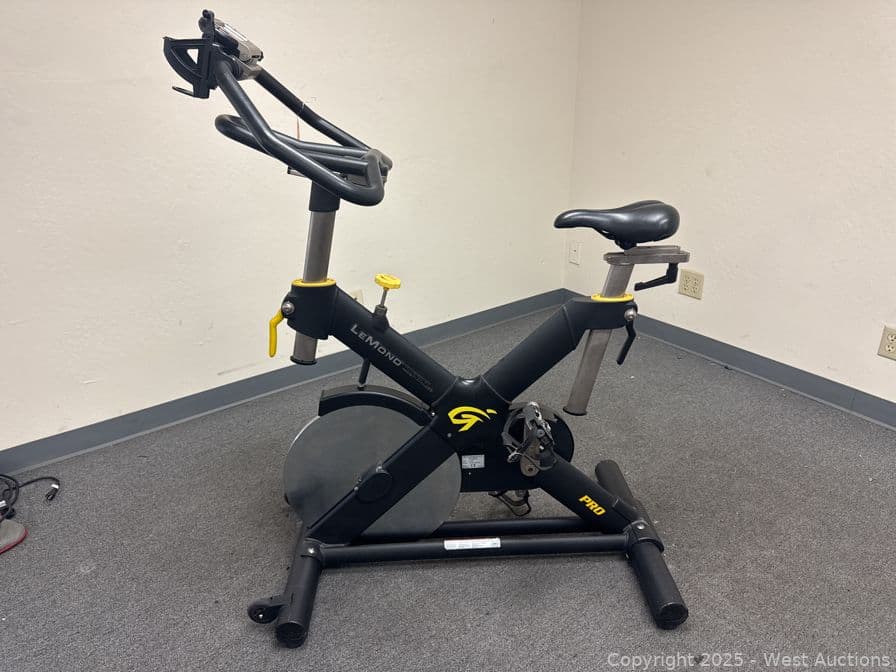 lemond-revmaster-l15300-8-pro-stationary-bicycle-with-pilot-2-612625