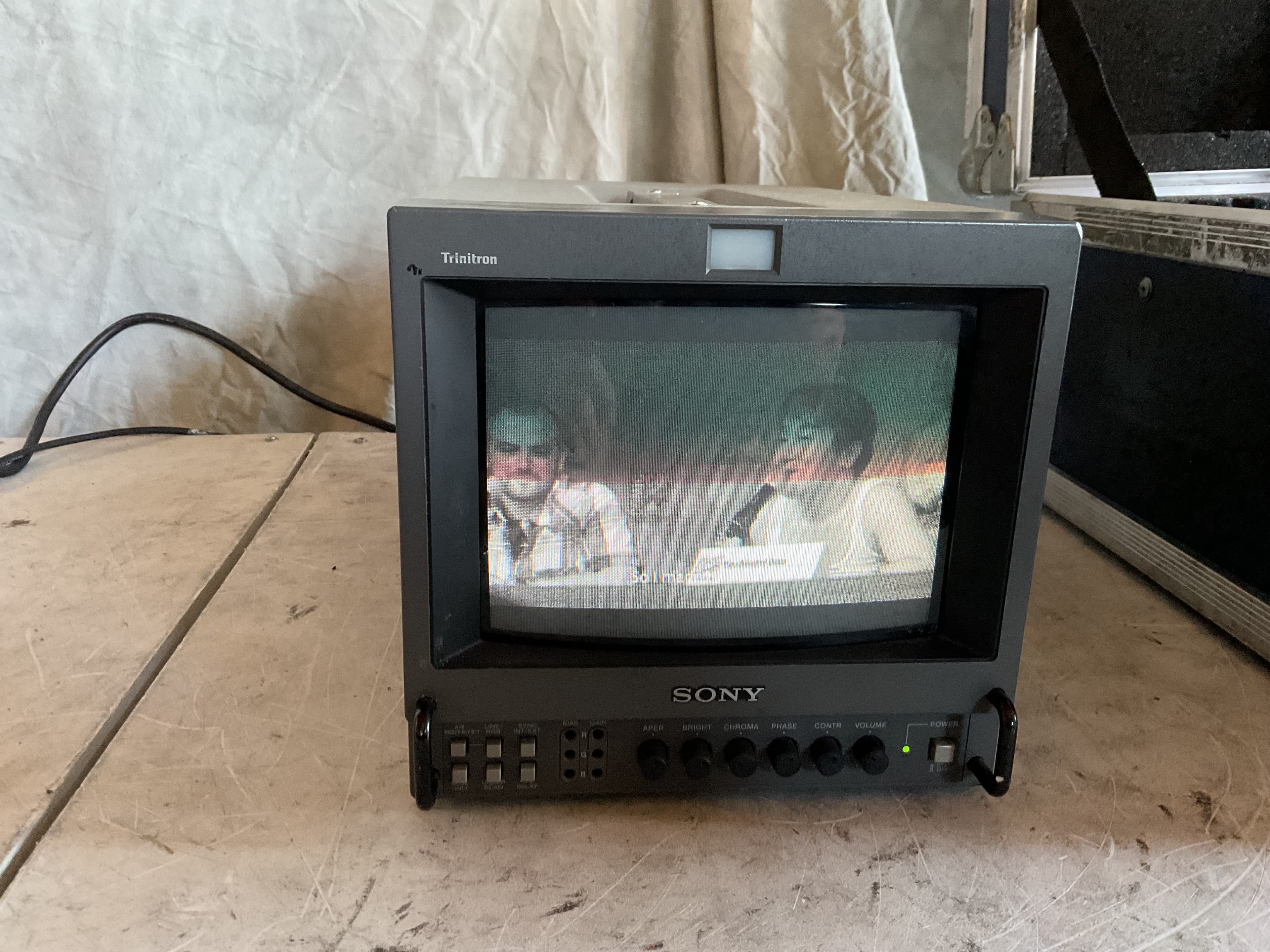 sony-pvm-8041q-8-crt-monitor-in-road-case-616653