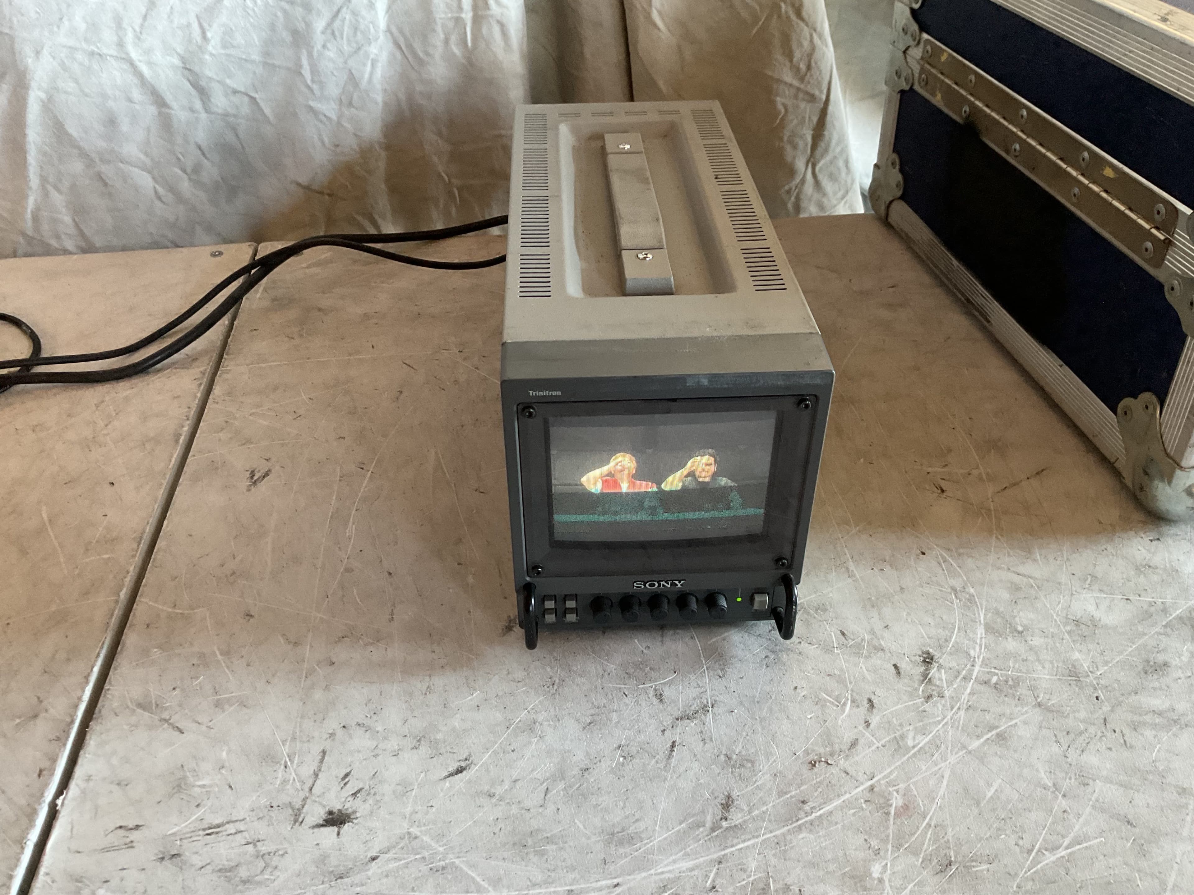 sony-pvm-5041q-5-crt-monitor-in-road-case-616661