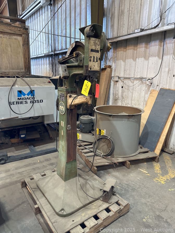 mford-rivet-machine-601361