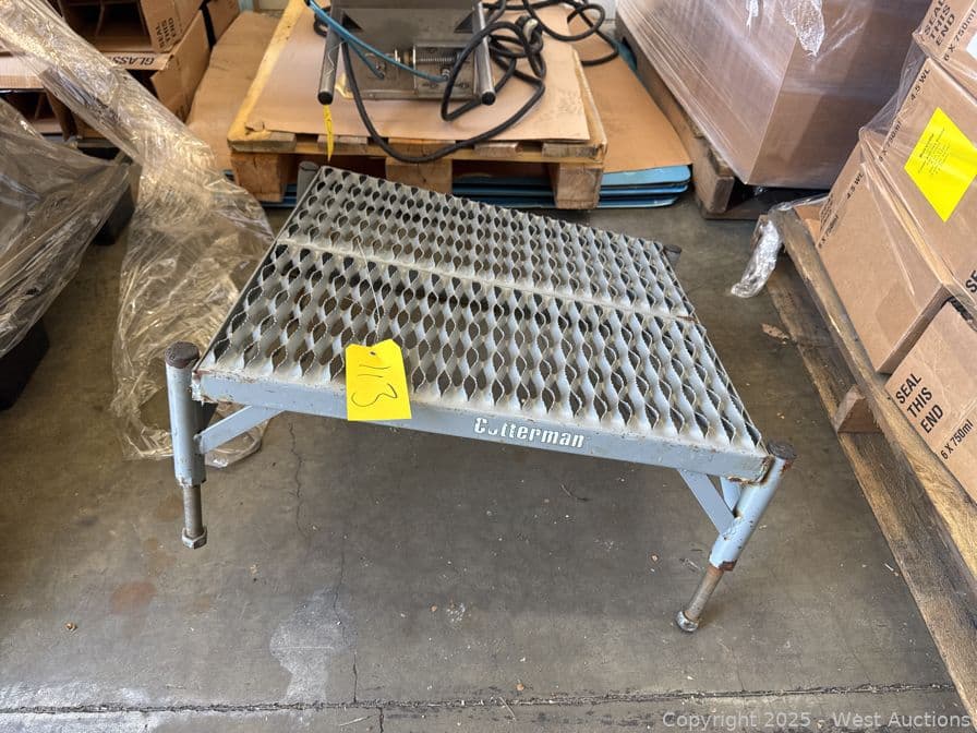 cutterman-steel-stool-600769