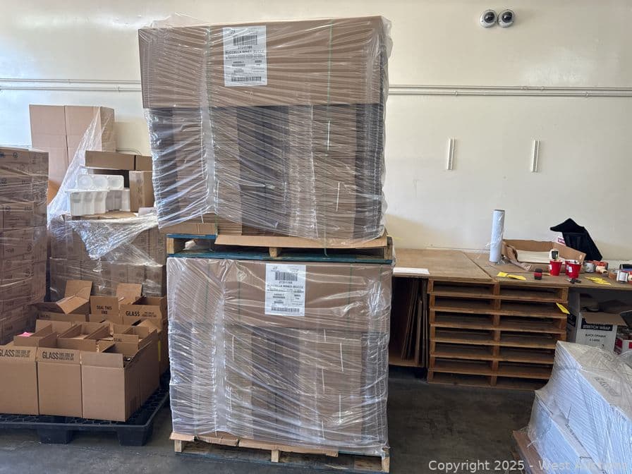 contents-of-2-pallets-1400-count-empty-cardboard-wine-boxes-6x750ml-600766