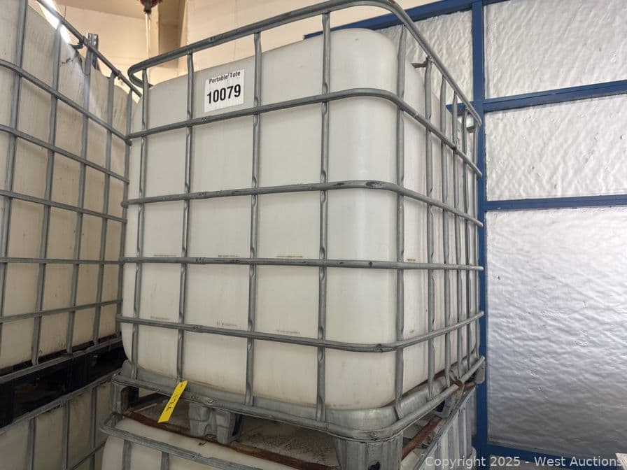 portable-liquid-storage-tote-600756