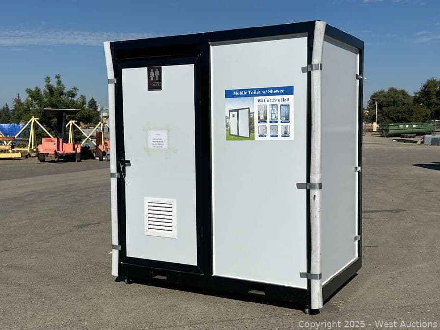 2025-mobile-single-stall-bathroom-with-shower-unused-601561