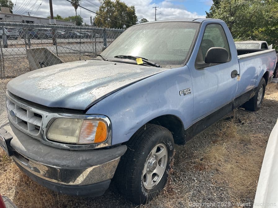1997-ford-f-150-xl-608394