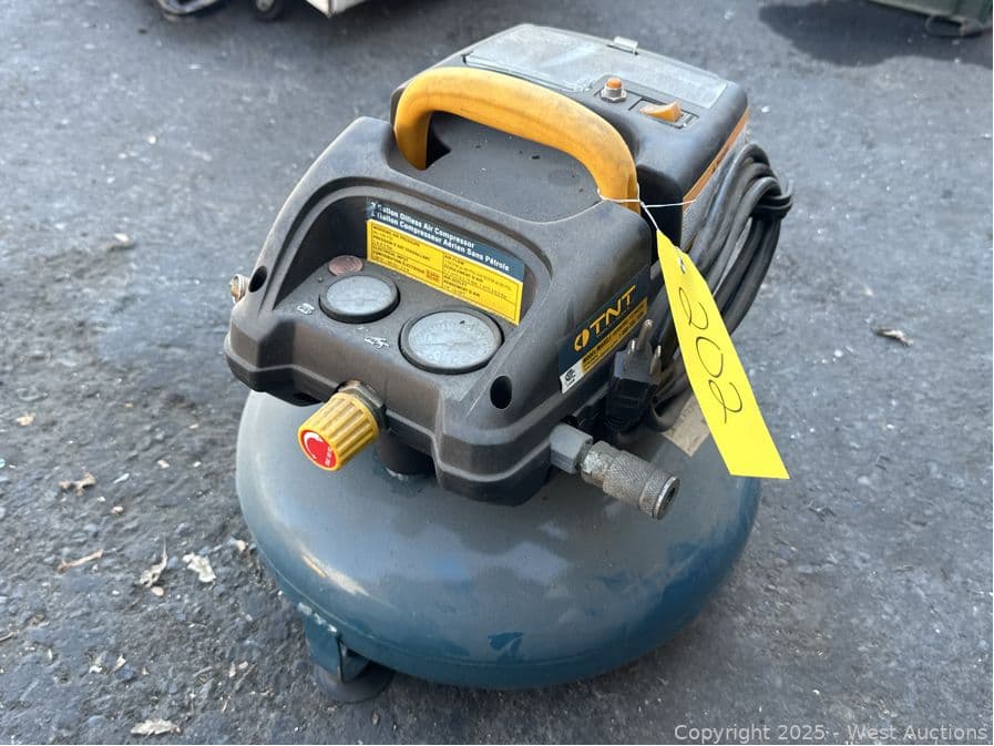 tnt-tools-3-gallon-air-compressor-608532
