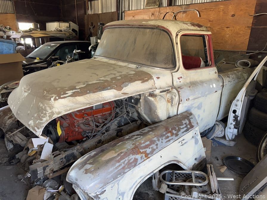 1950s-chevrolet-truck-612756