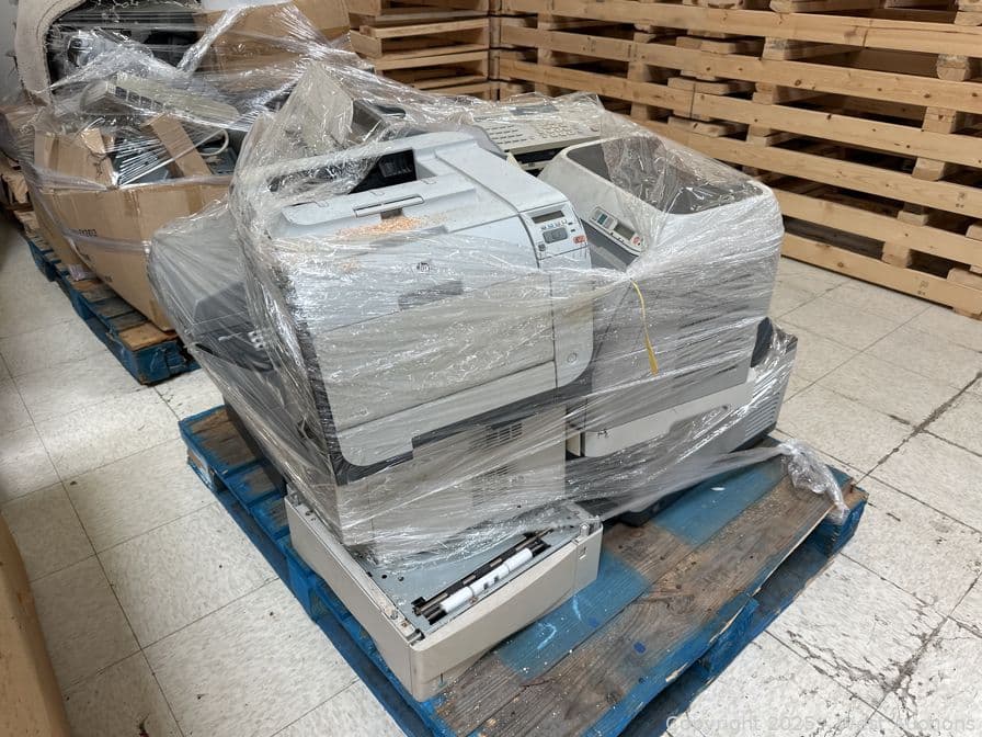 contents-of-pallet-brother-fax-machine-hp-color-laserjet-cp2025-hp-copier-and-more-610075