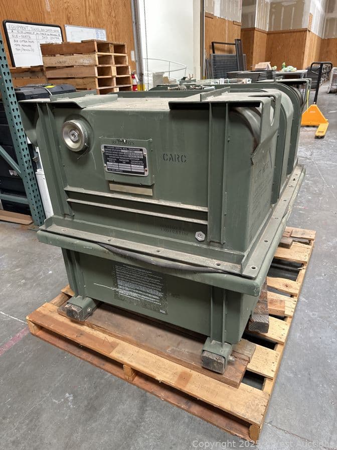 military-ht740d-transmission-with-metal-transport-case-610047