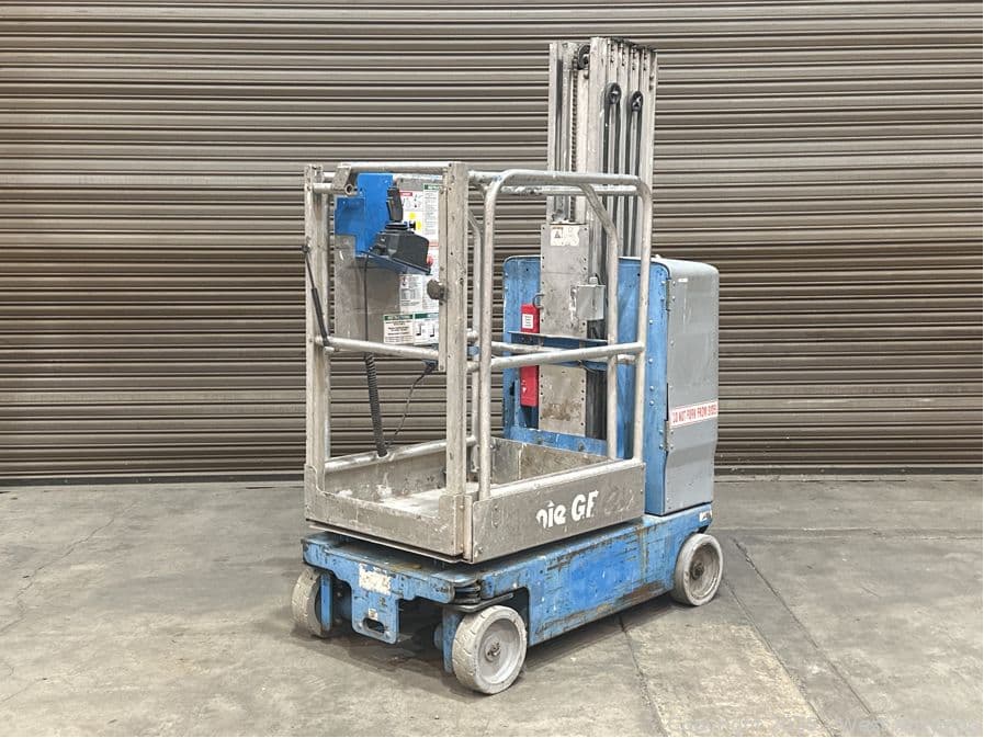 genie-gr-20-vertical-mast-lift-20-39-max-lift-height-609239