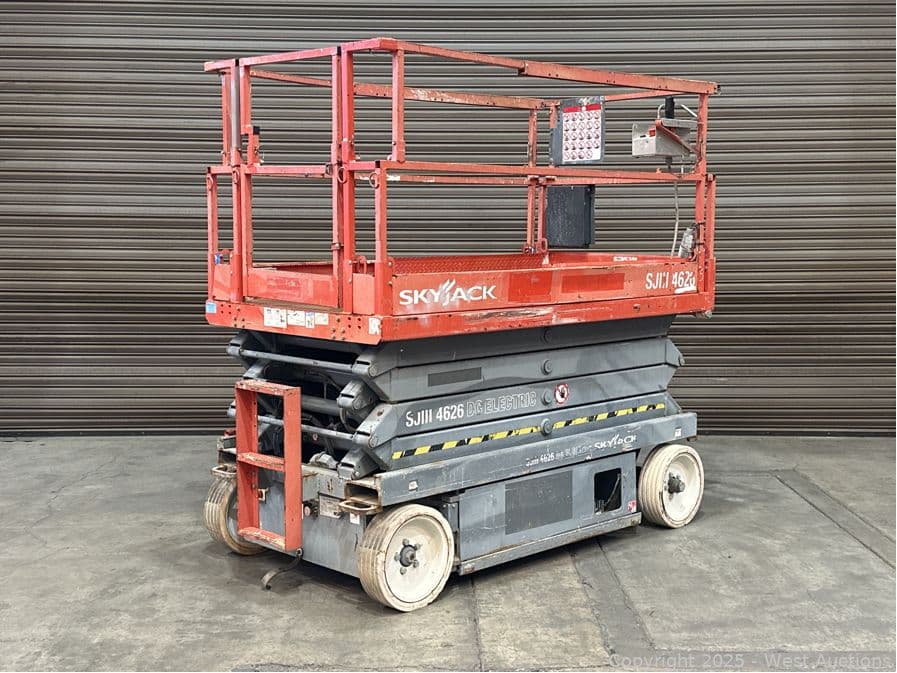 skyjack-sj-4626-electric-scissor-lift-26-39-max-height-609240