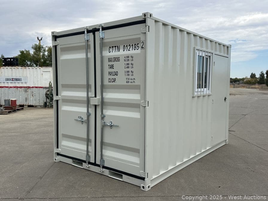 2025-34-one-trip-34-12-39-container-with-door-and-window-609626