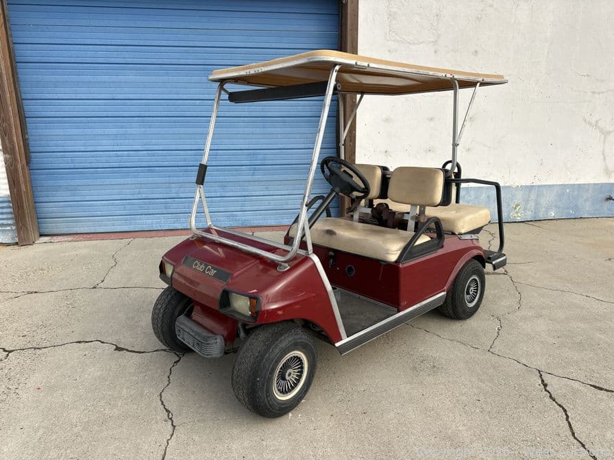 club-car-electric-golf-cart-613817