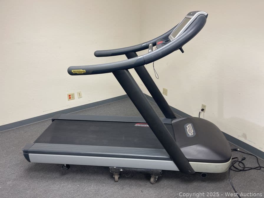 technogym-tredmill-620296