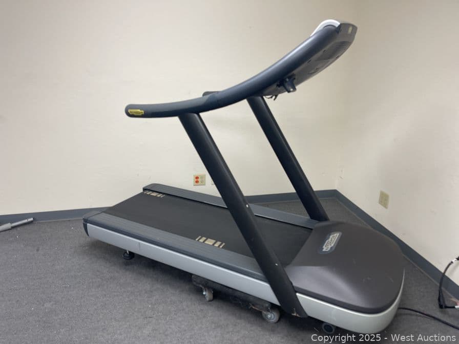 technogym-tredmill-620295