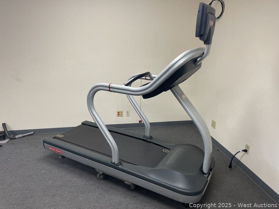 star-trac-treadmill-620288
