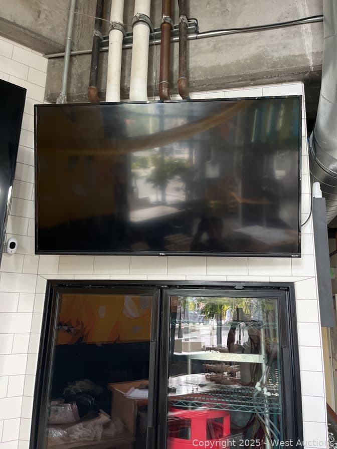 55-tcl-roku-flat-screen-tv-with-wall-mount-618306