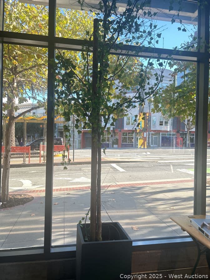 2-fake-tree-12-618327