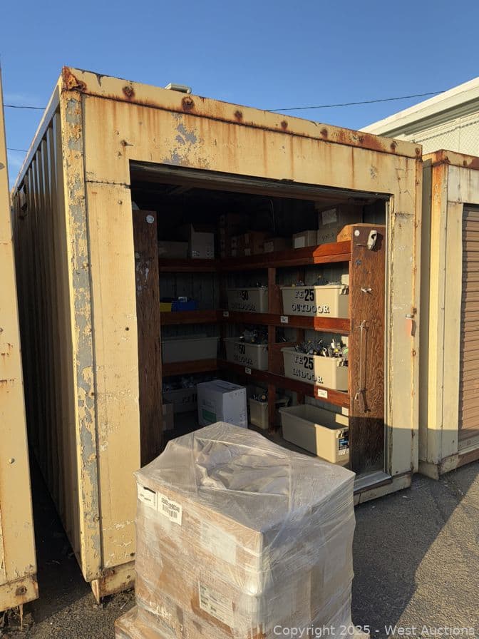 10-shipping-container-with-roll-up-door-contents-not-included-mkex46fl