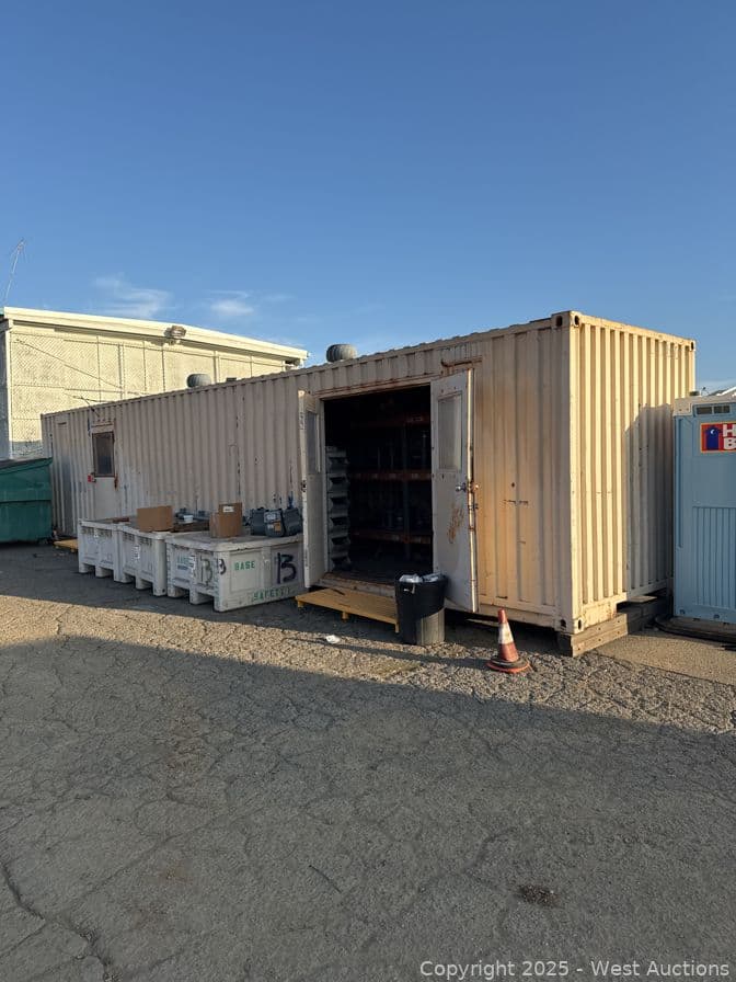 40-shipping-container-contents-not-included-621853