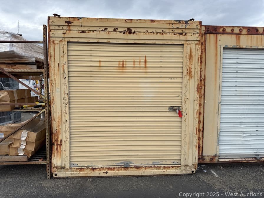 10-shipping-container-with-roll-up-door-contents-not-included-621849