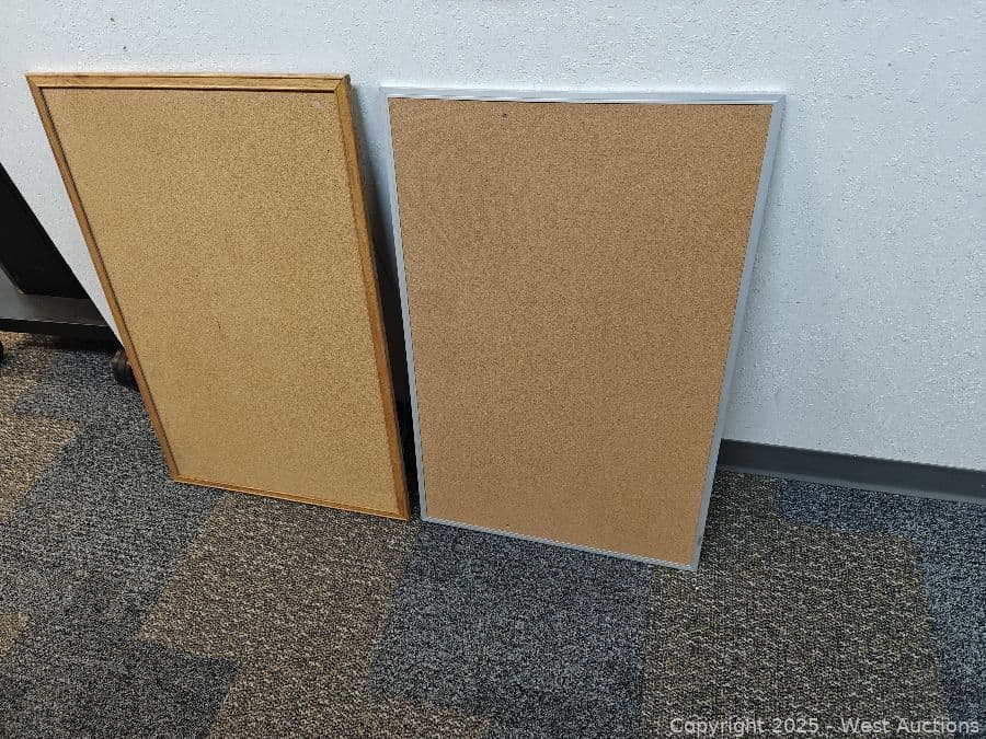 bulletin-boards-617191