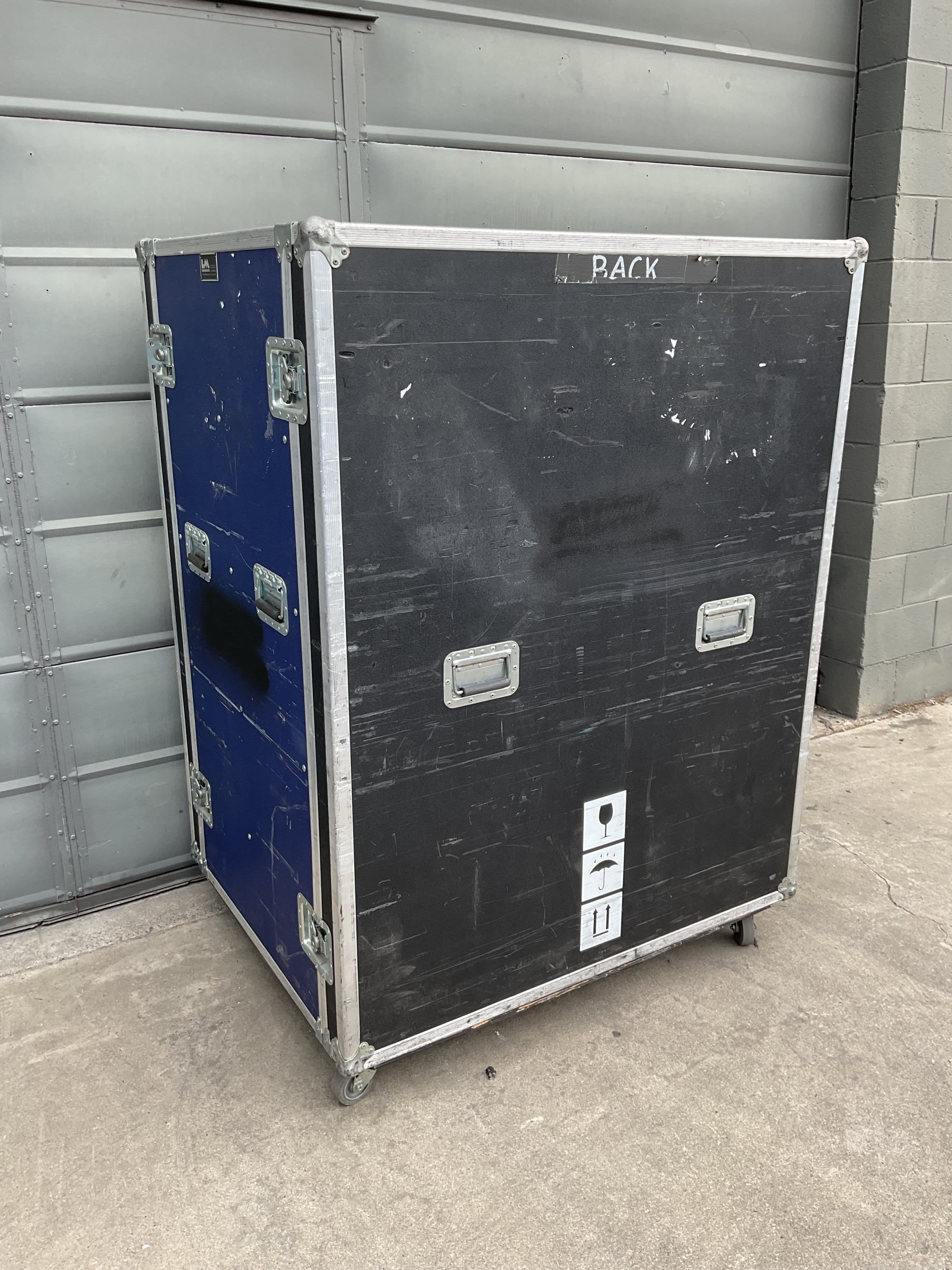 22-etc-source-four-ellipsoidal-stage-lights-in-road-case-617223