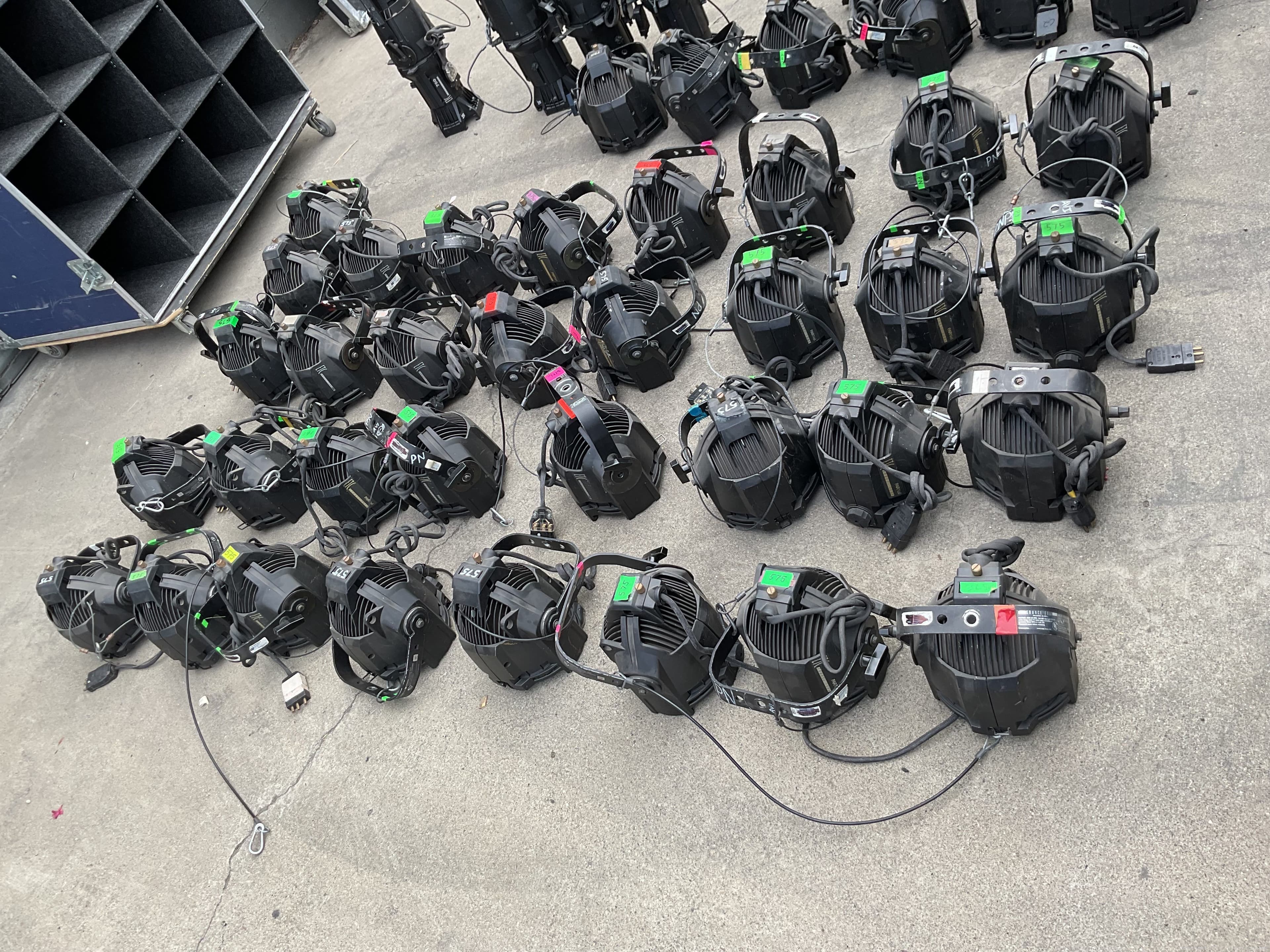 47-various-etc-conventional-stage-lights-in-road-case-617228