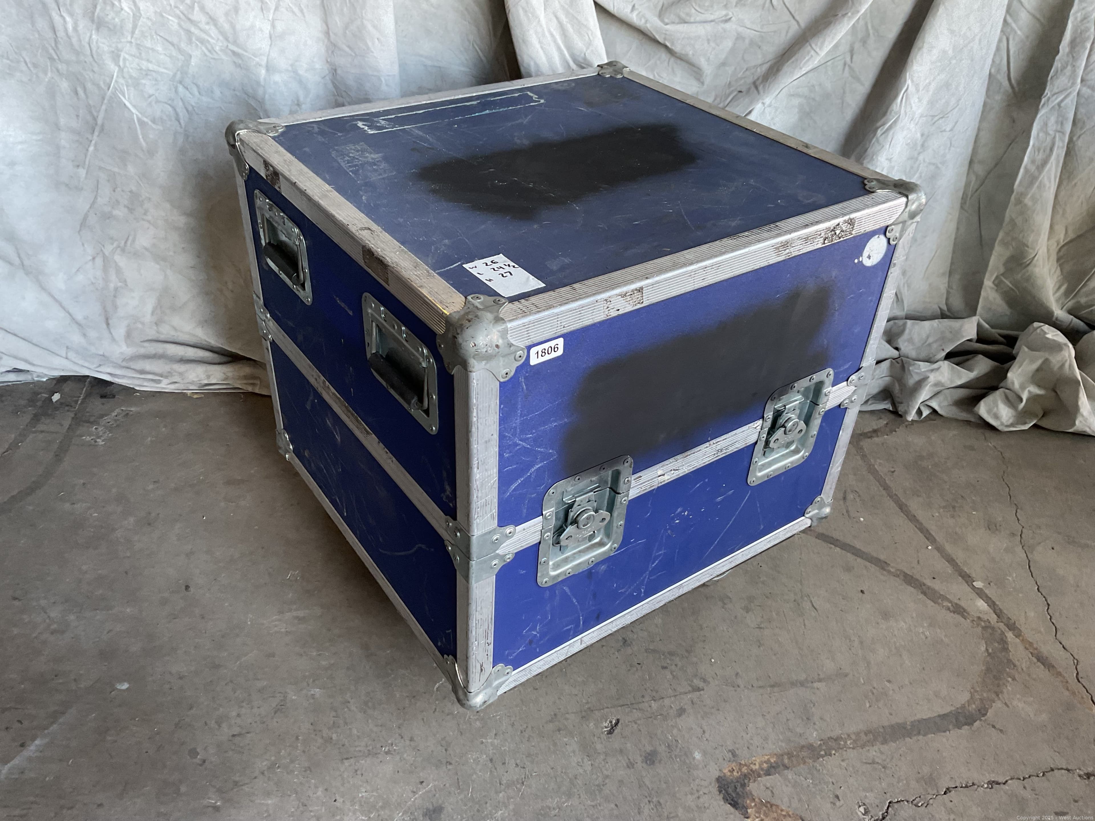 empty-road-case-rolling-617388