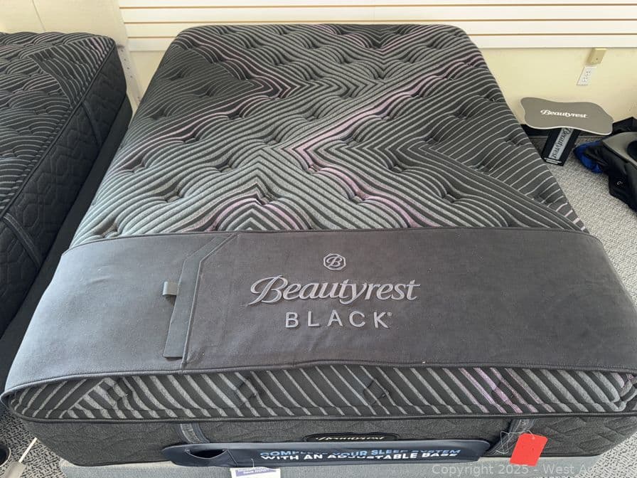 beautyrest-black-series-2-medium-queen-2-799-retail-620745