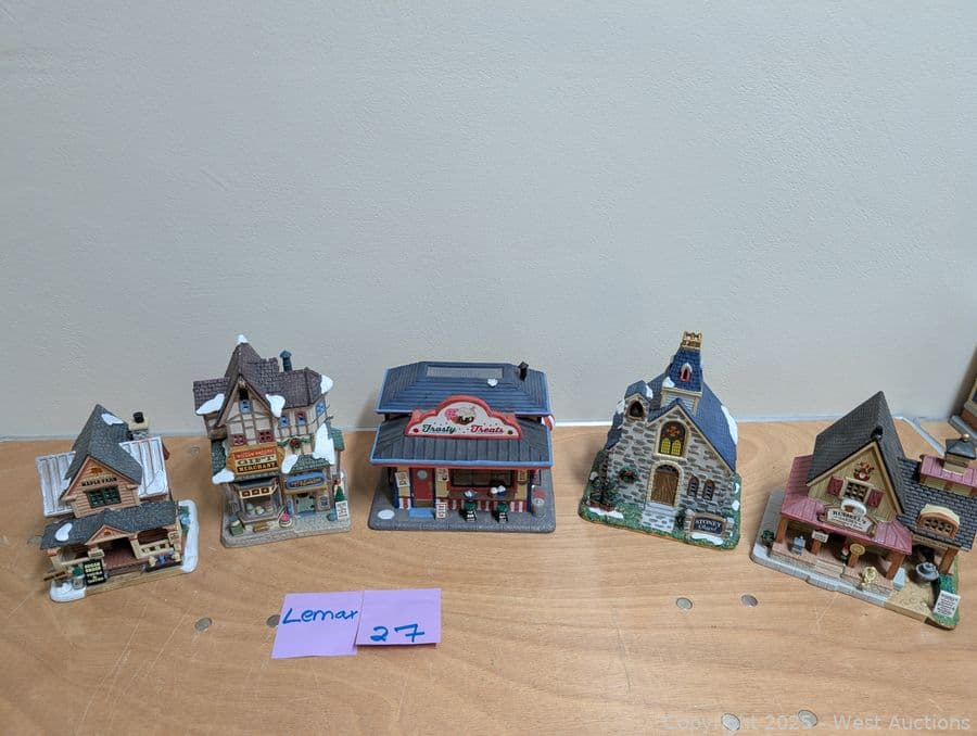 lemax-houses-buildings-624380