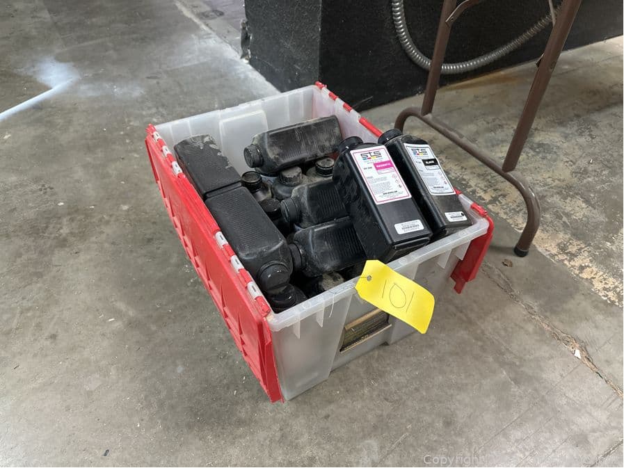 bin-and-contents-sts-inks-assorted-colors-622113