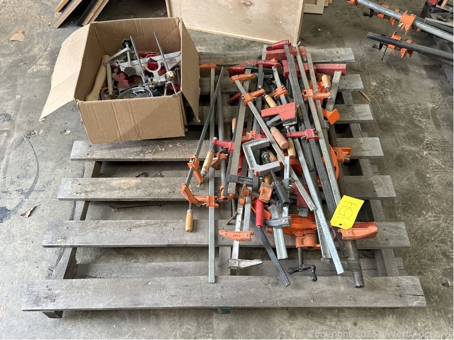 contents-of-pallet-clamps-622059