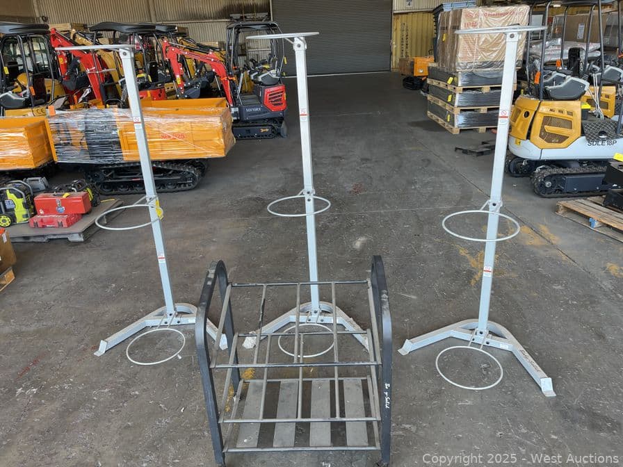 3-body-solid-workout-ball-racks-and-rolling-weight-cart-621732